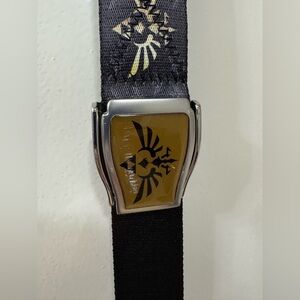 Bioworld Legend of Zelda seatbelt buckle belt one size
